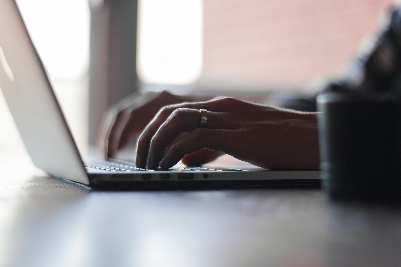 Les solutions de chatbots IA pour optimiser votre service client